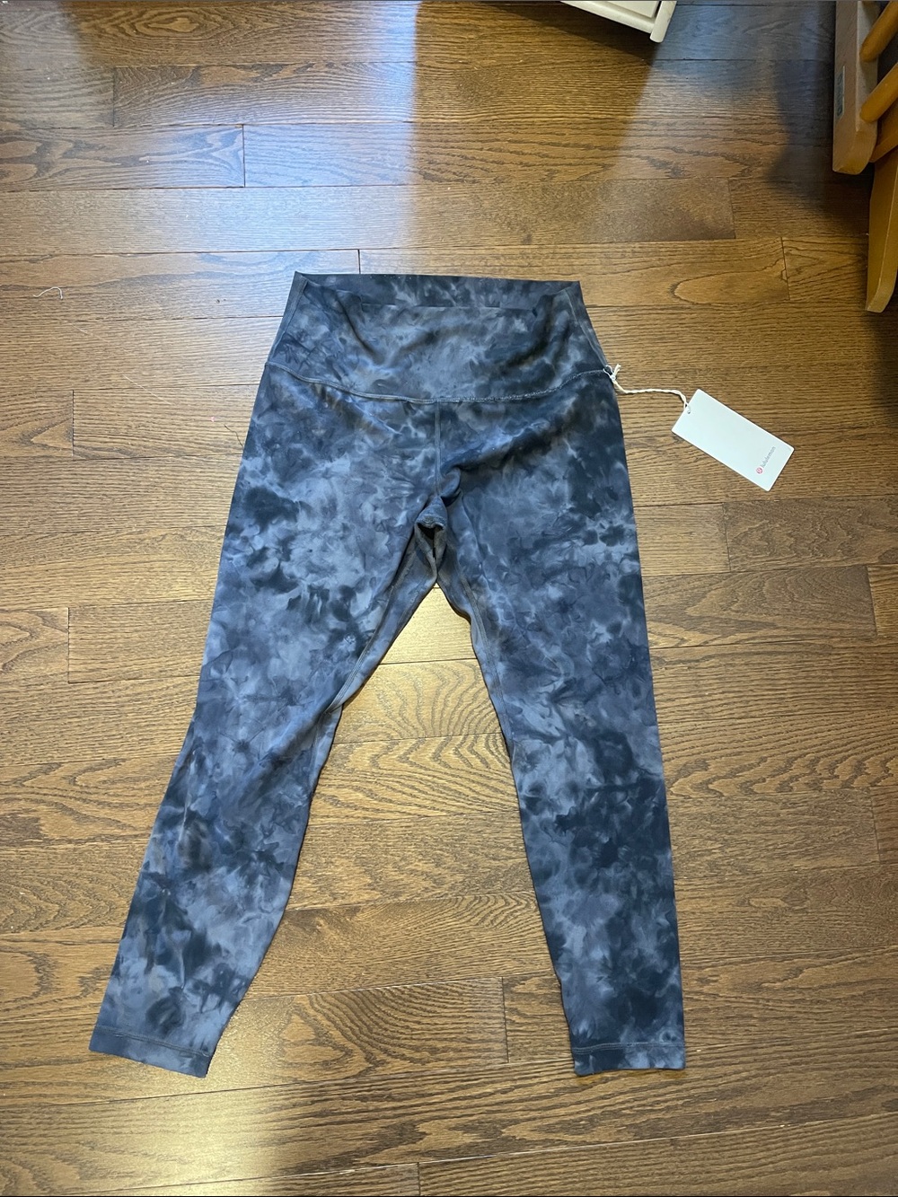 lululemon athletica Black & Gray Tie-Dye Ankle Leggings, HR pant 25”